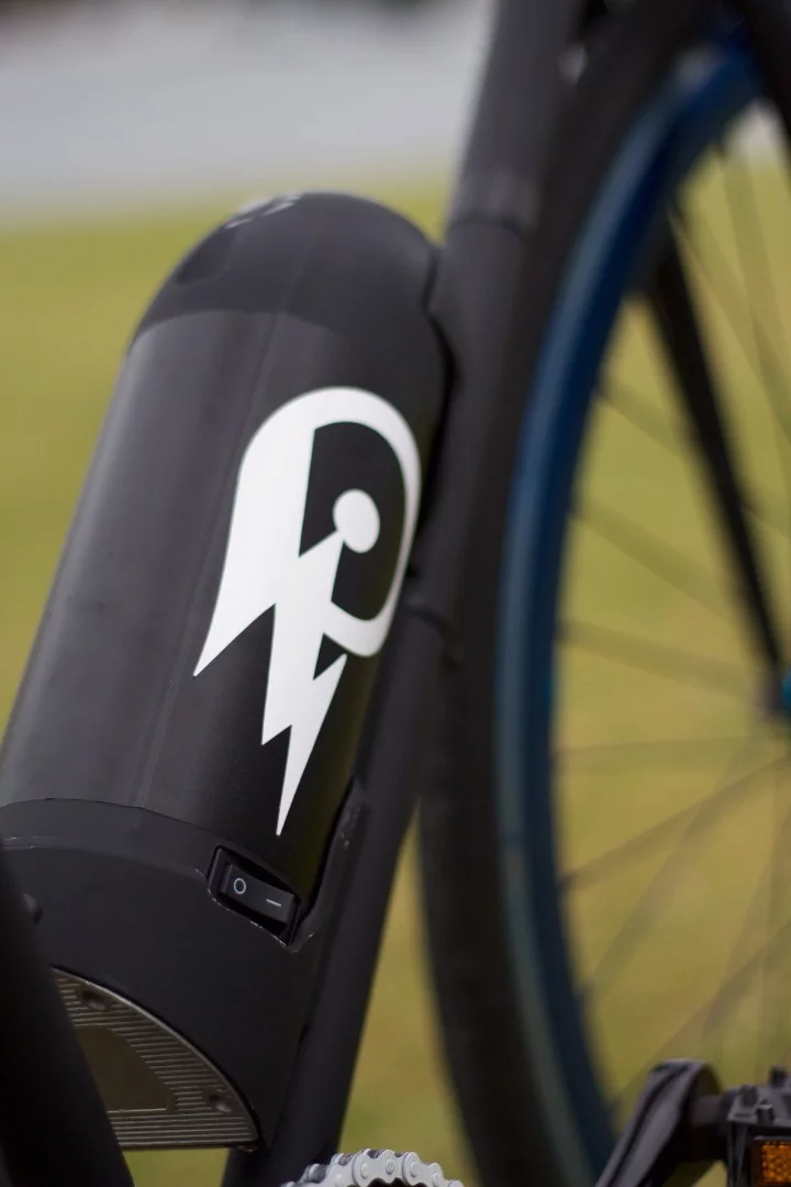 The battery takes about 2.5 hours to charge and offers a range up to 28 miles