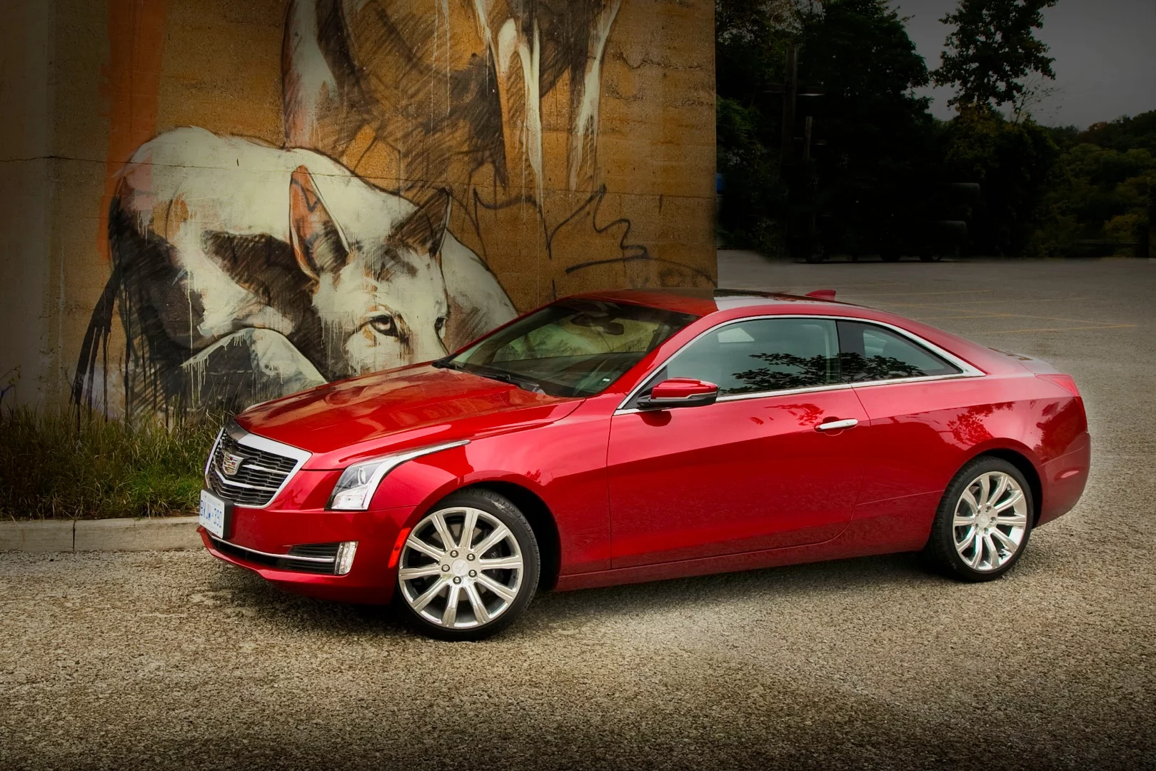 Haptic touch controls and console buttons have been carried over from 2015 model, but with better response and feel