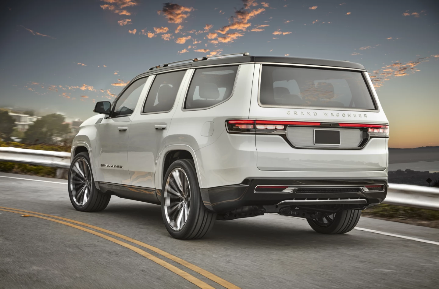 The concept shown is a production-ready one, with Jeep promising both a Wagoneer and Grand Wagoneer to be made in Detroit sometime next year