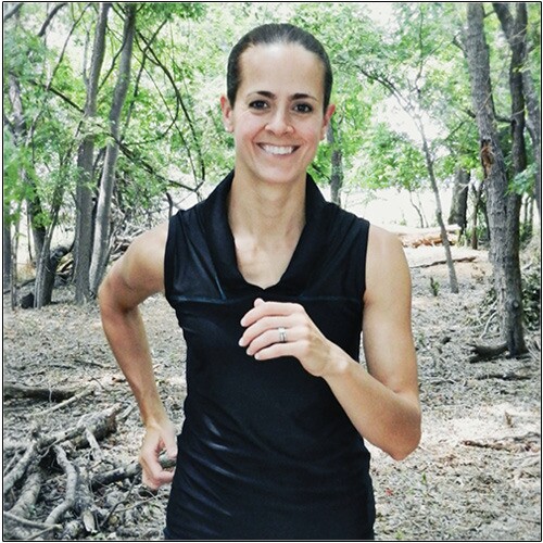 IceTee shirt keeps you cool with strategicallyplaced gel packs