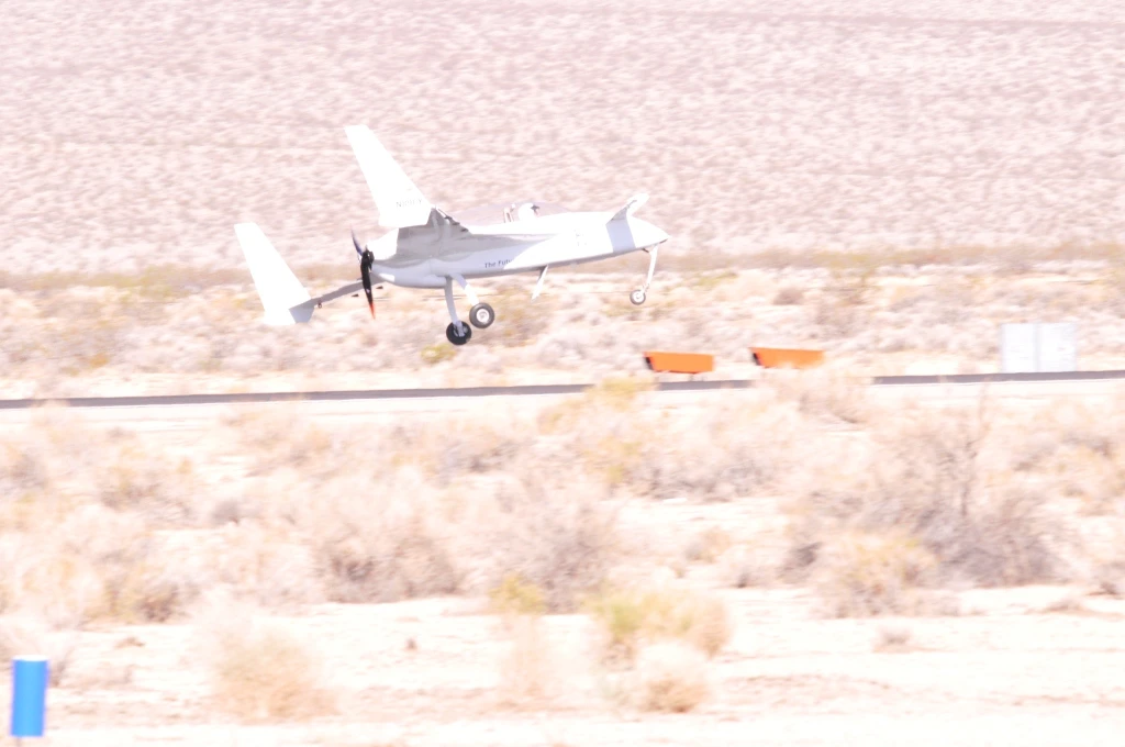 The Long-ESA making its record-breaking 202.6 mph flight above Inyokern Airport