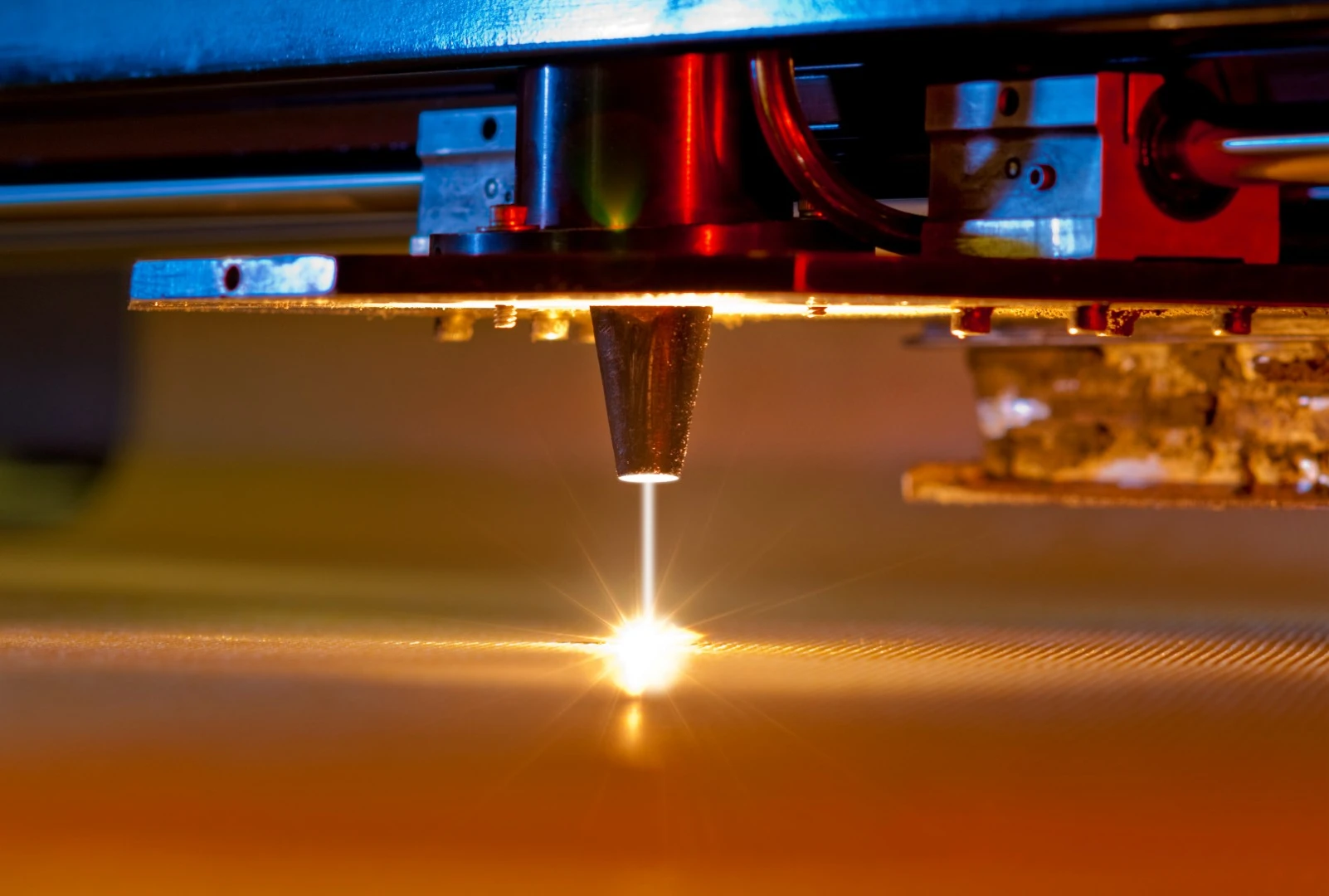 A new breakthrough technology has allowed scientists to weld metal and glass together by turning to the power of lasers