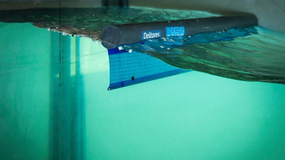 By using this natural system of circular ocean currents to push plastic waste into long floating arms and onwards into a central collection point, Slat's system would be highly energy efficient