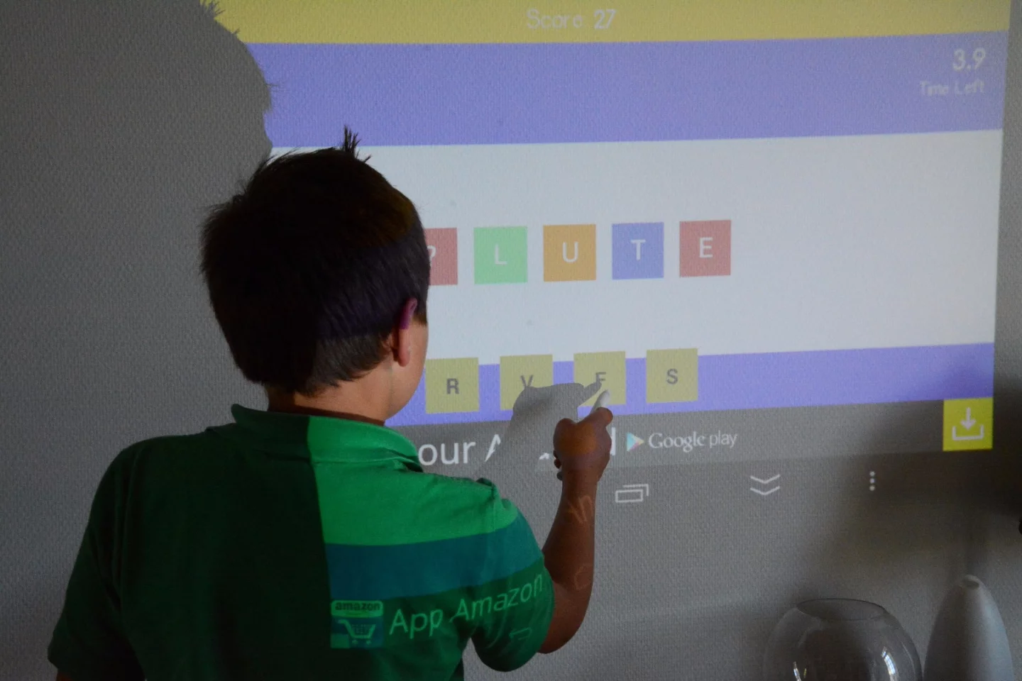 With the help of a youngster keen to grasp the English language, we got to see the Pond in use as a touch-enabled classroom whiteboard