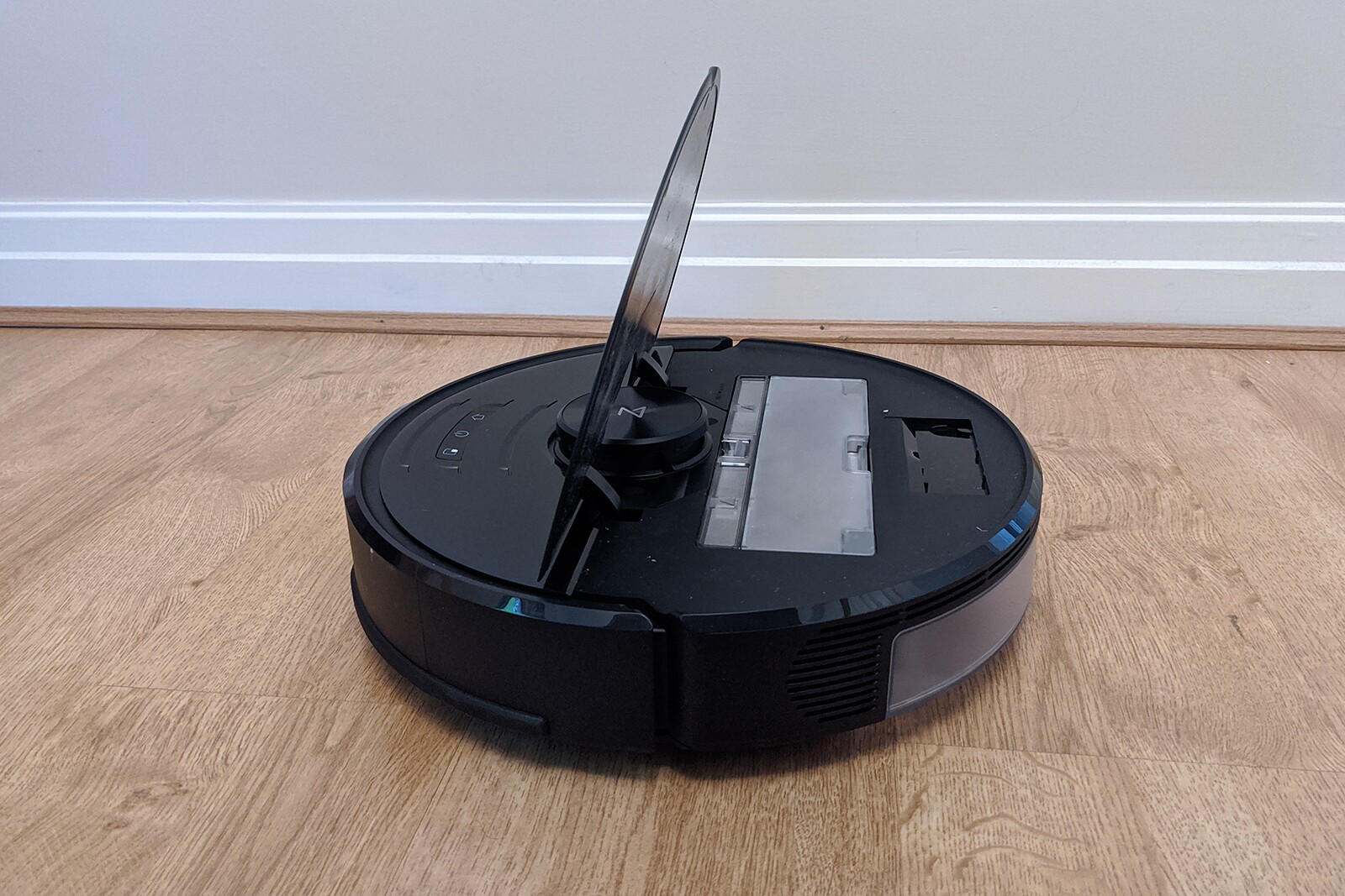 Review Roborock S6 MaxV shows how far robovacs have come