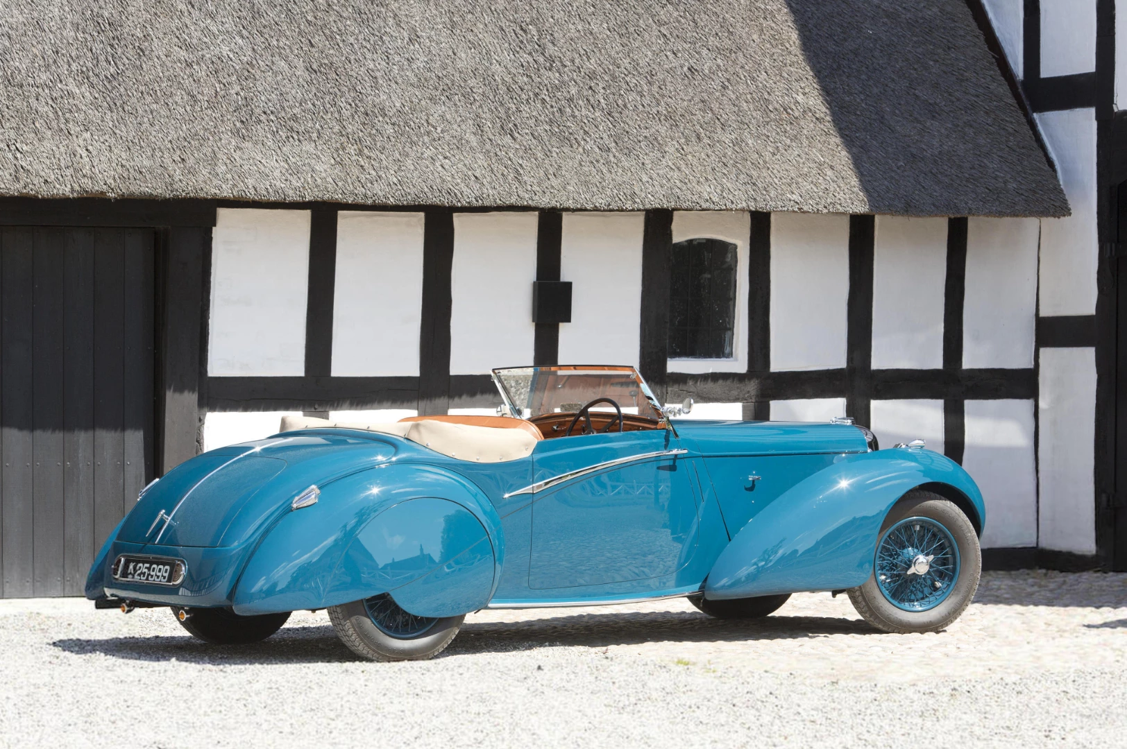 The 1940 New York Auto Show 1939 Lagonda LG6 Rapide Drophead Coupe (Lot 31) sold for DKK 5,462,500