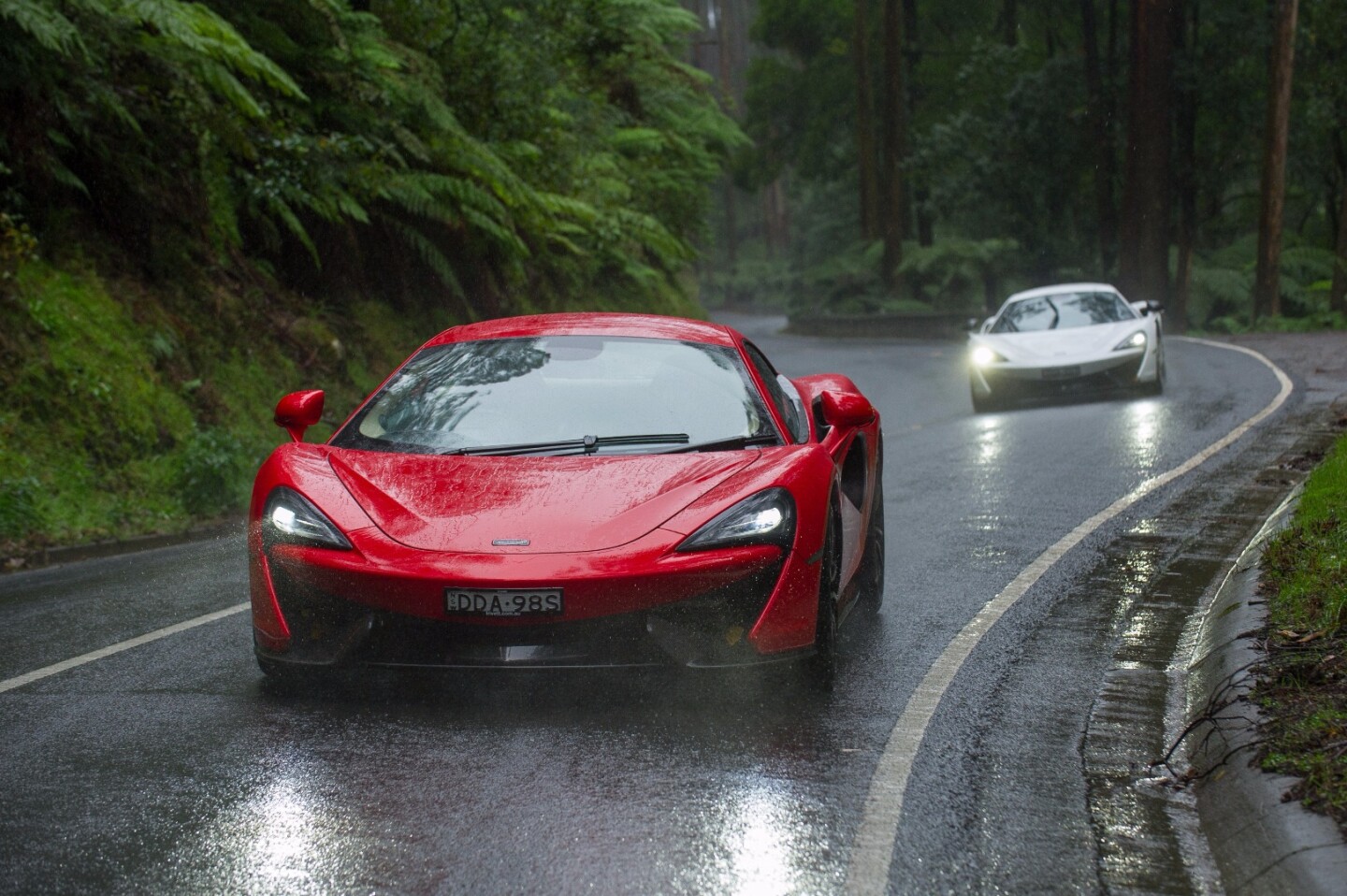 Mclaren S 570s And 540c Sport Series Shine In Absolutely Horrific