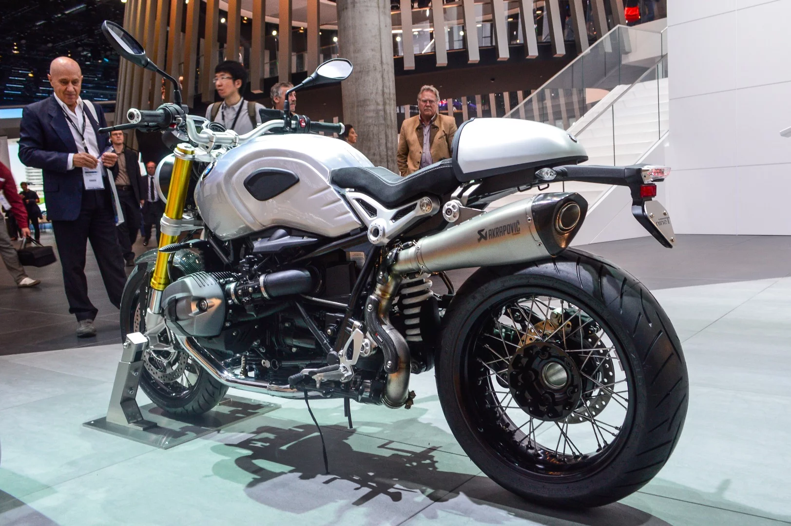 The R nineT served as the starting point for the Concept Path 22, which was displayed right next to it in Frankfurt