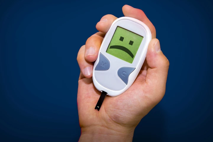 Modified insulin with switch to turn it off helps prevent dangerously low blood glucose levels
