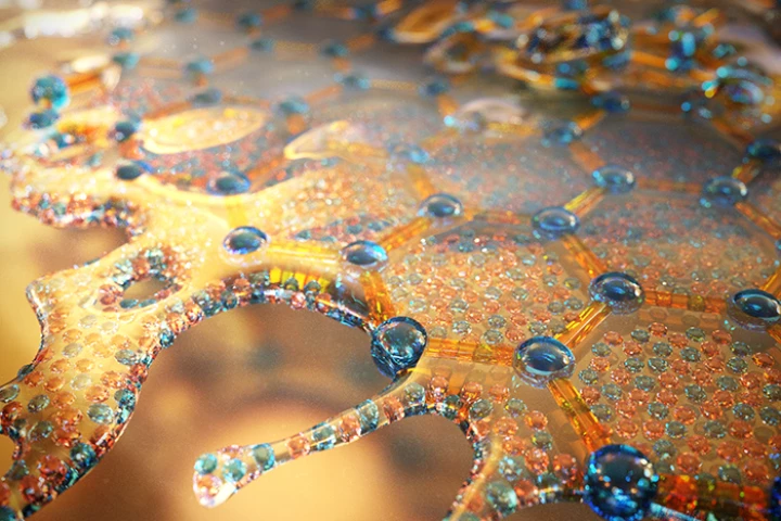 Scientists at Harvard and Raytheon BBN Technology have made a breakthrough in our understanding of graphene’s basic properties, observing for the first time electrons in a metal behaving like a fluid