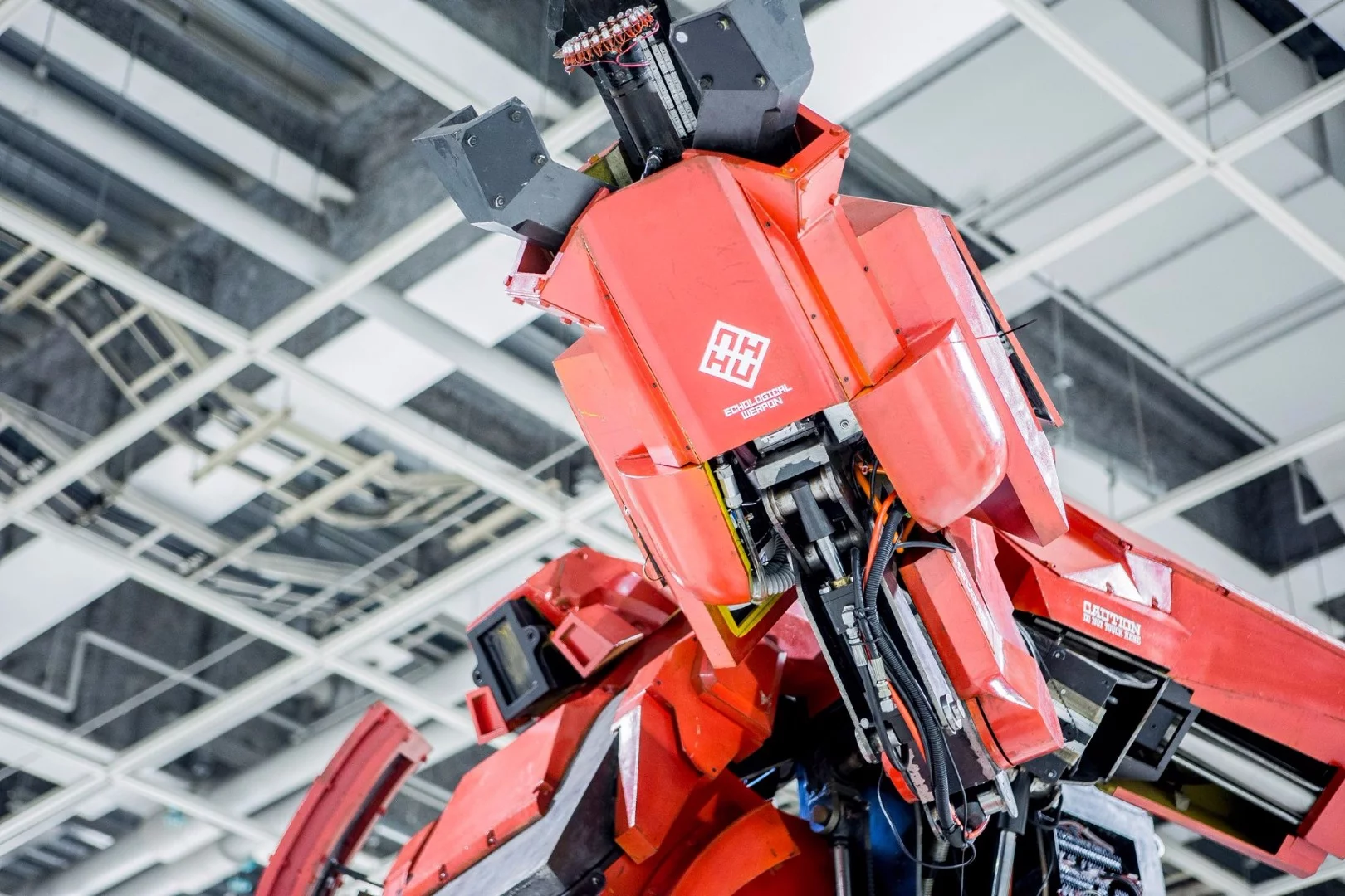 The Suidobashi agreed only to the duel on the condition that the fight would allow for hand-to-hand melee combat