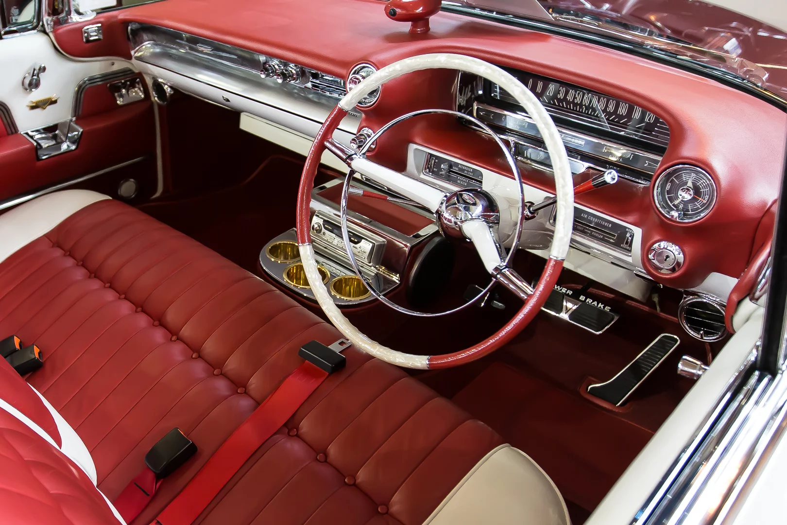 This 1959 Cadillac Series 62 Convertible was restored between 1995 and 2004, totaling 4,500 hours of work (Photo: Nick Lavars/Gizmag)