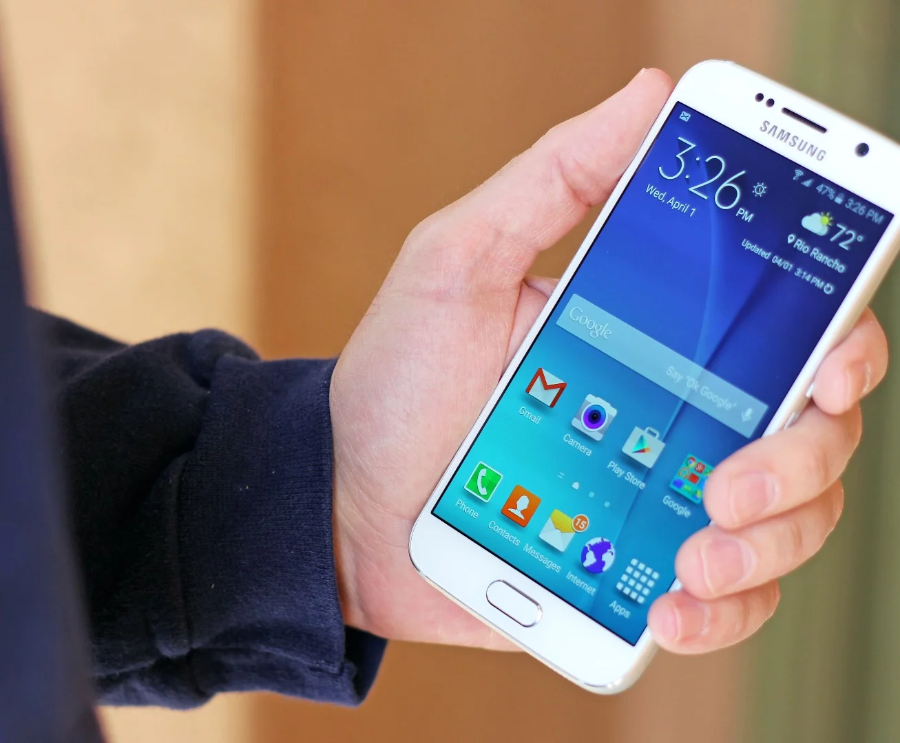 The 5.1-in screen of the GS6