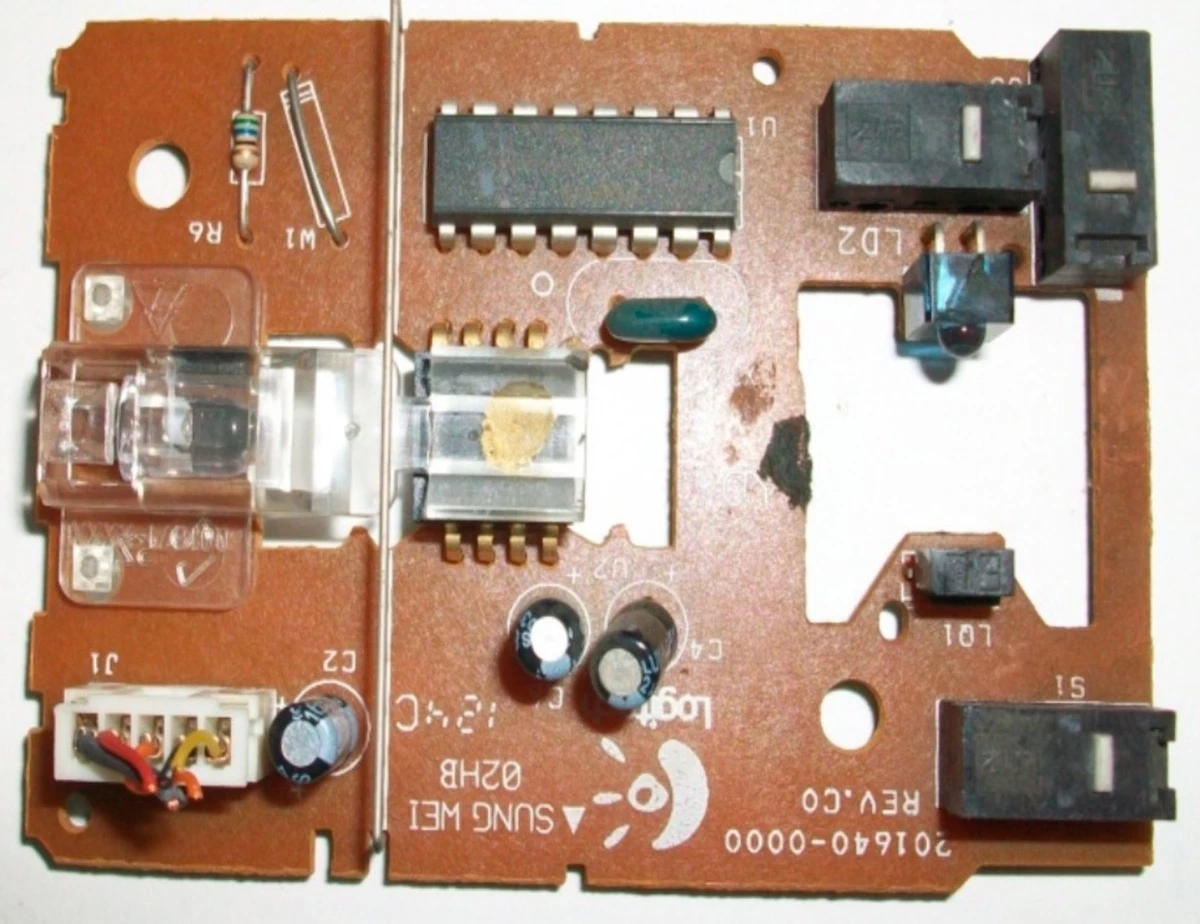 Rather than letting e-waste build up in landfills or be incinerated, the researchers propose that it could be chilled to 154 K and ground up, allowing the different materials to be separated and reused