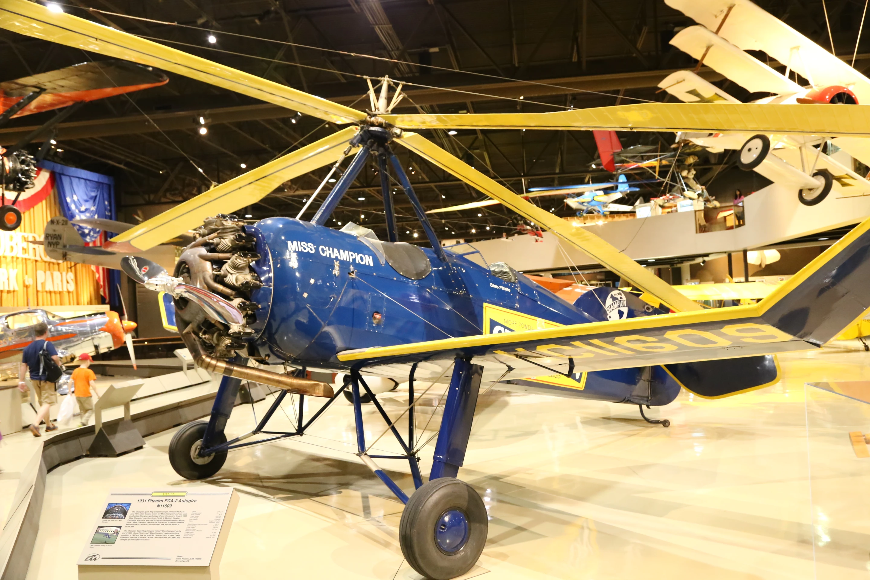 Early gyrocopter on the museum floor (Photo: Angus MacKenzie/Gizmag.com)