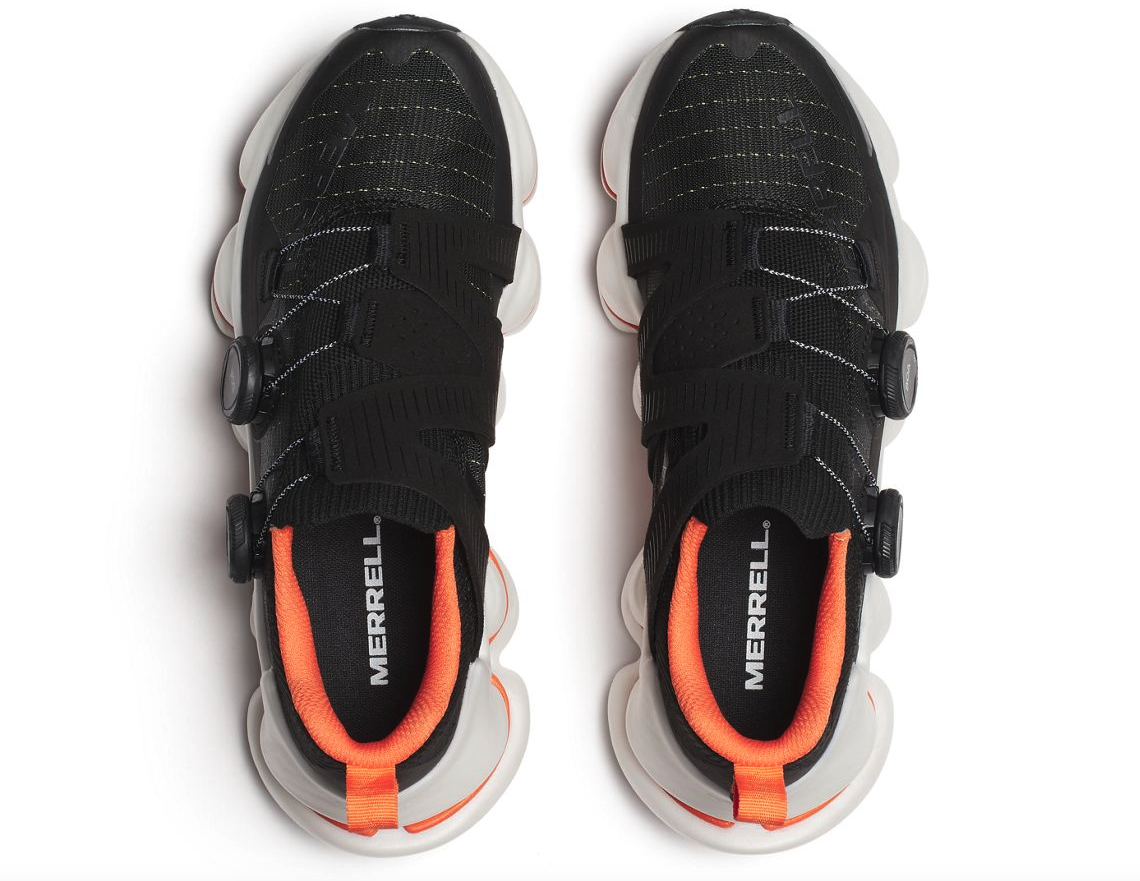 By separating out top and mid-foot adjustment, the dual-Boa system aims for a more comfortable, secure, tailored fit