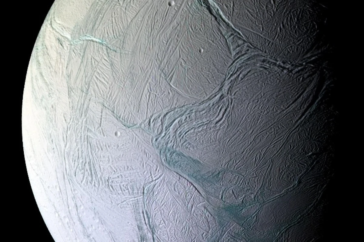 Scientists have recreated conditions found on Saturn's icy moon Enceladus, and discovered that some earthly bacteria can survive
