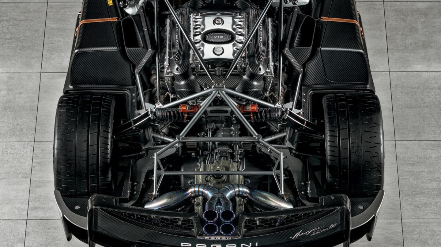 The chassis with its clothes off
