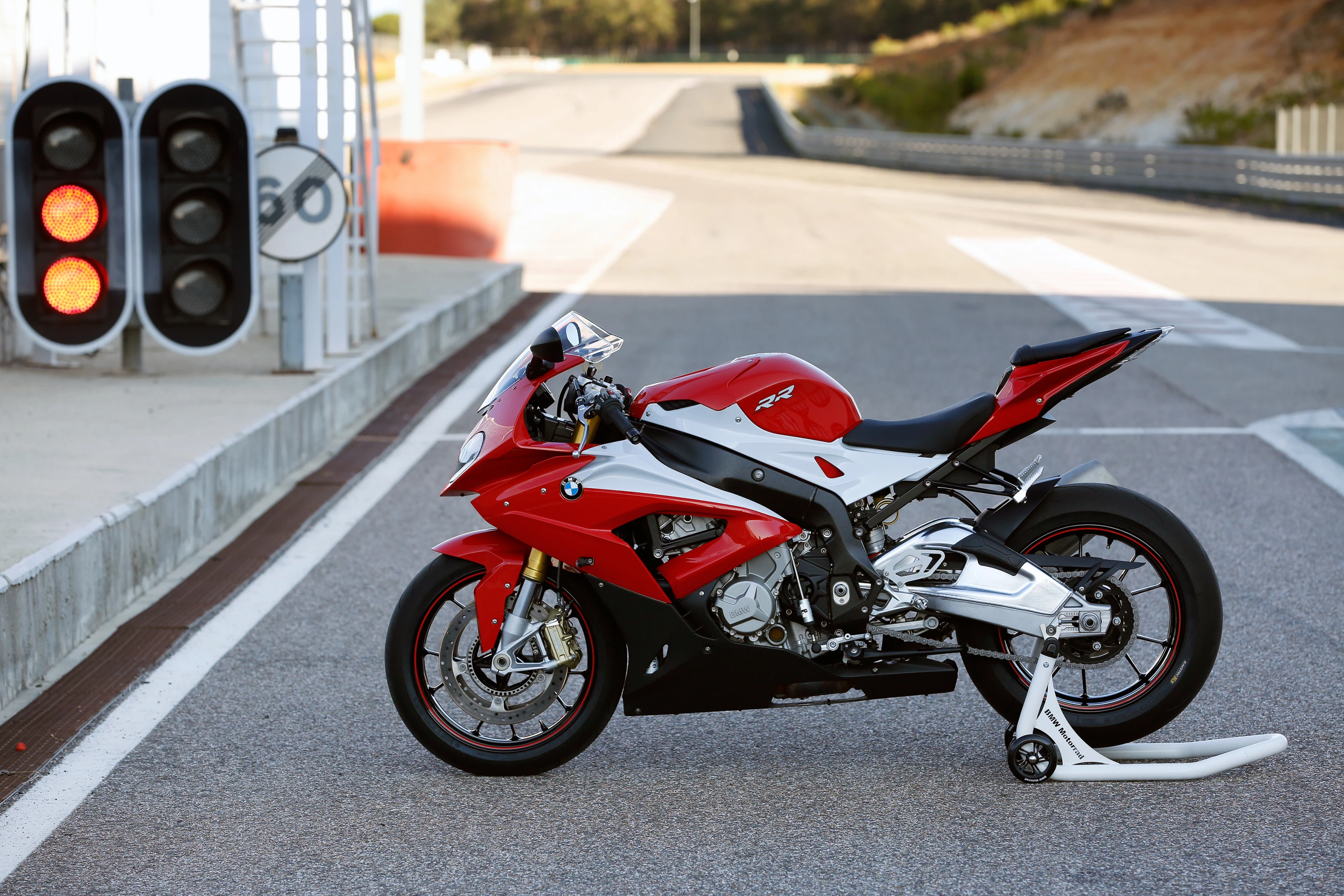 The 2015 BMW S1000RR just revealed at Intermot Cologne