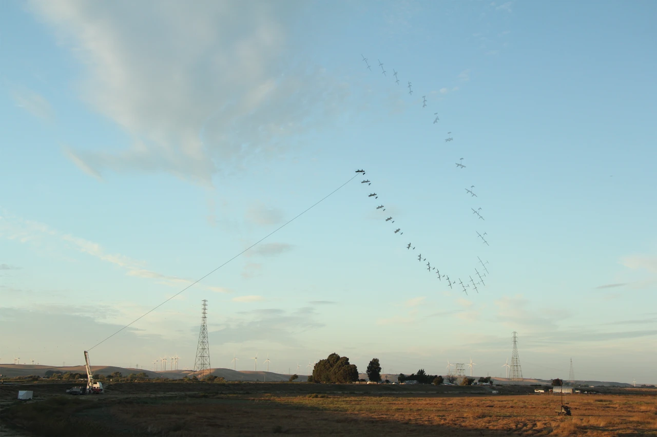 Makani Power's AWT flies in a circular pattern