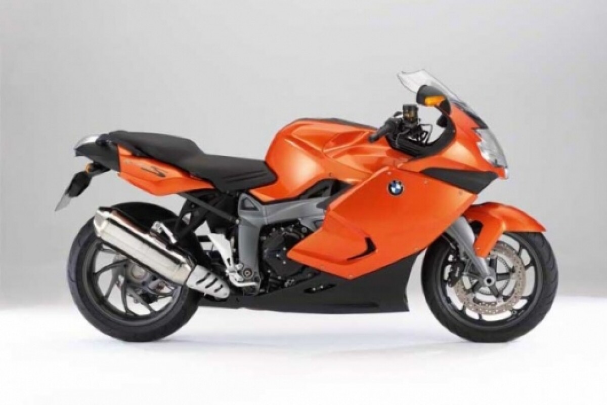 Super Grandpa Bmw S Most Powerful Bikes Gain An Extra 136cc