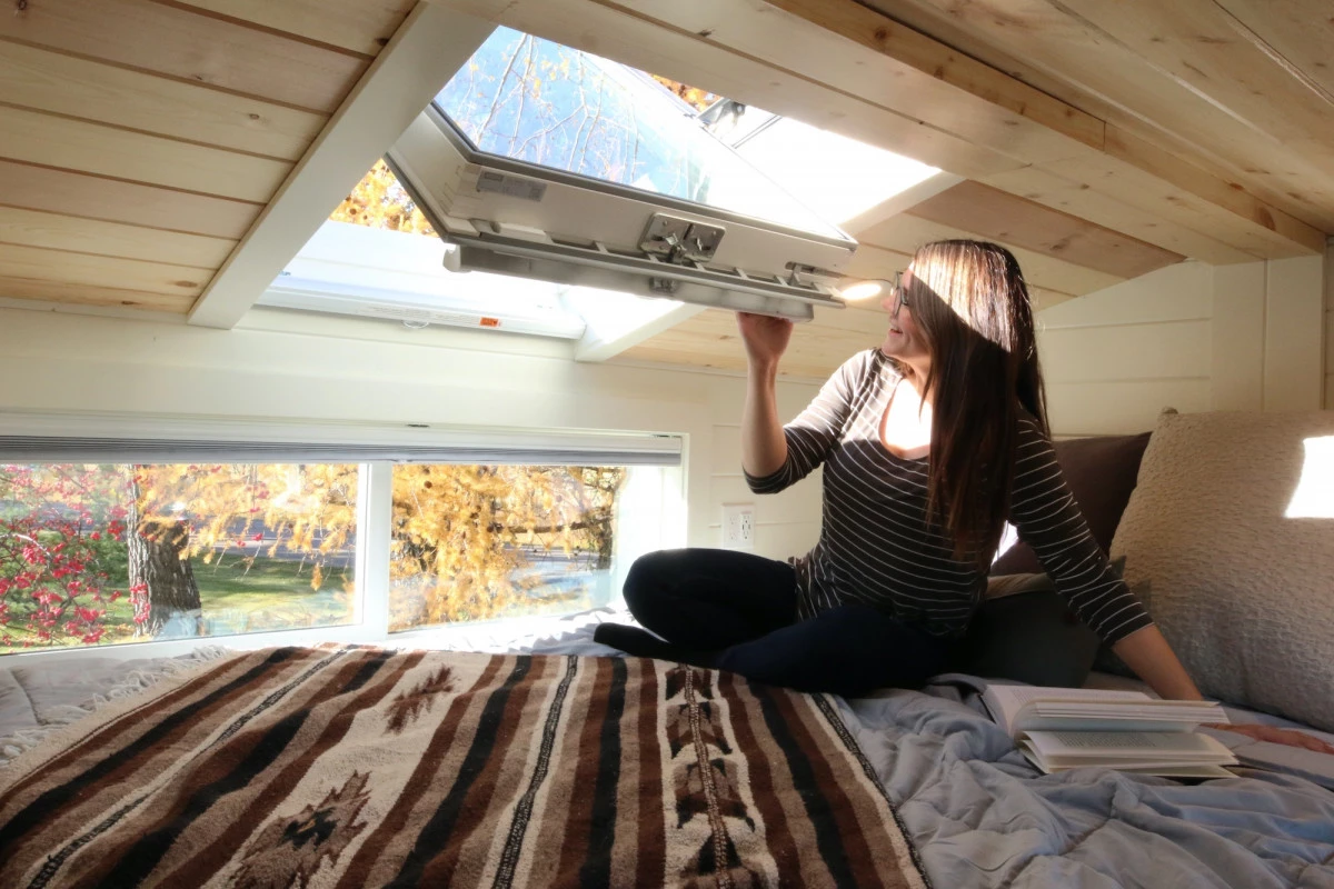 The Innisfree Anarres' main bedroom includes a skylight