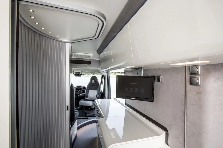 Fiat worked on the Ducato 4x4 concept cabin with Italian RV/yacht interior specialists Tecnoform