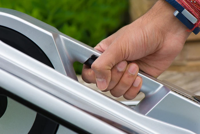 Cubii has a built-in carry-handle for portability