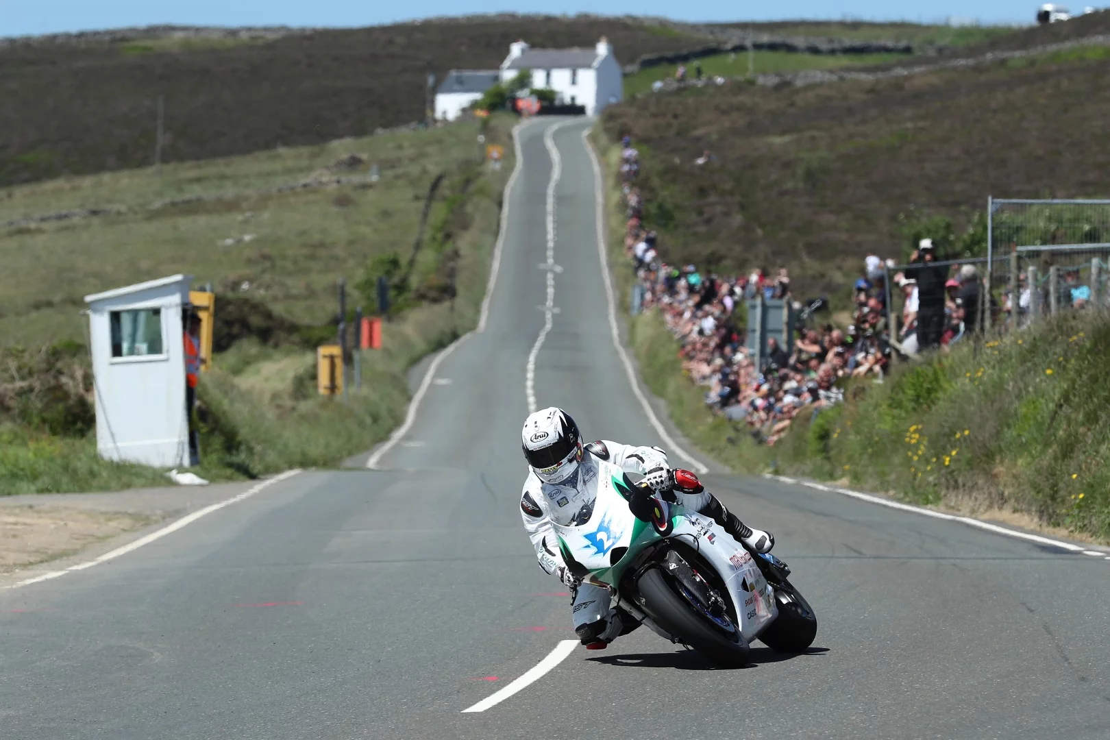 Lee Johnston aboard the Mugen Shinden Nana at the 2018 Isle of Man TT Zero