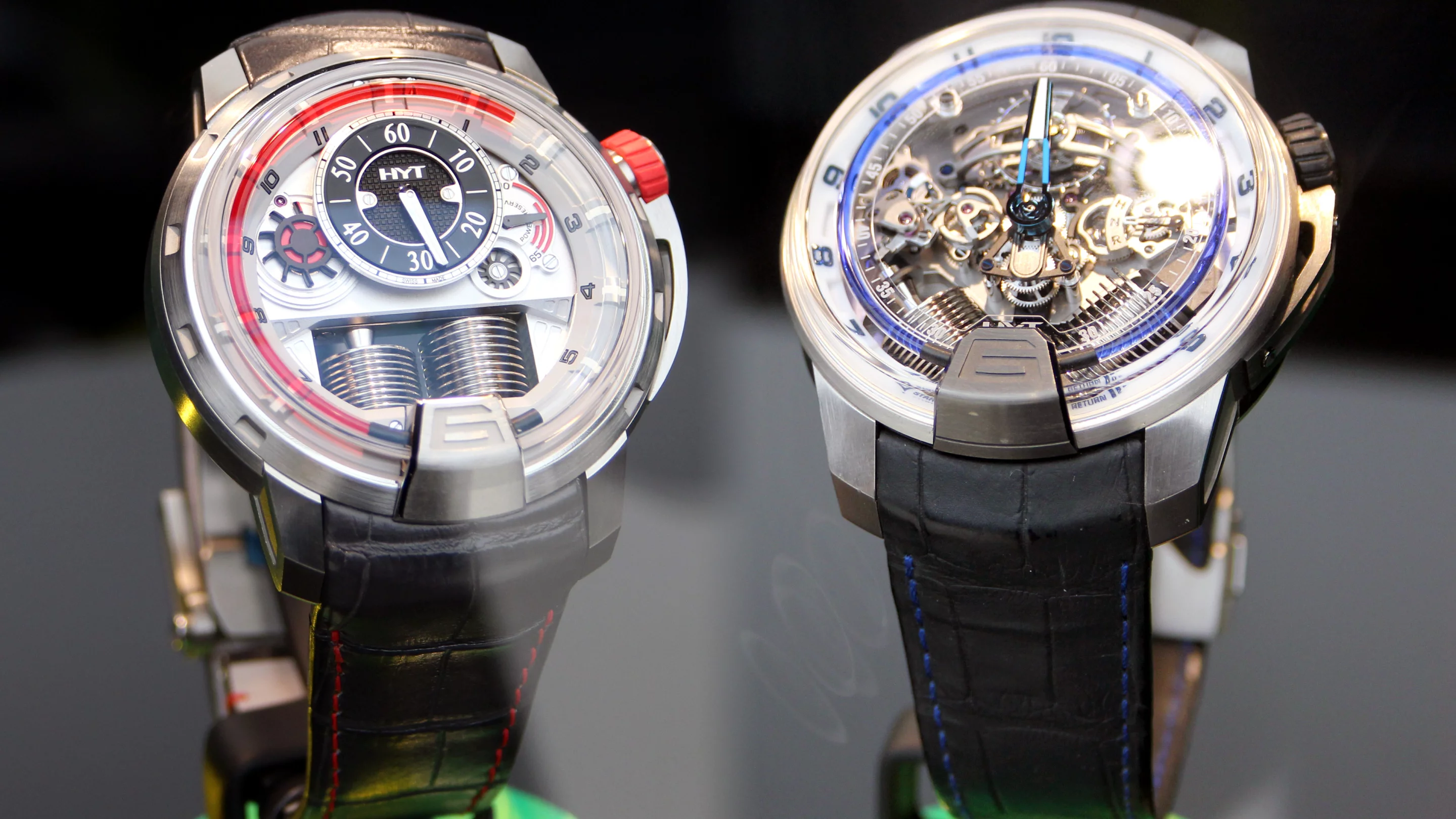 HYT's H1 (left) and H2 (right) movements (Photo: Chris Wood/Gizmag)
