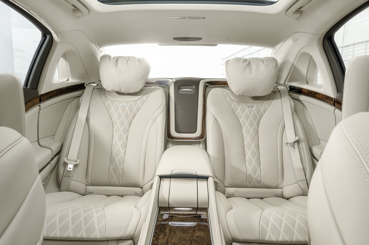 Mercedes provides more details on topoftherange Maybach SClass