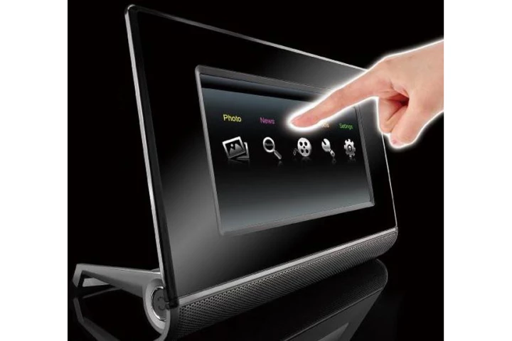 The Intouch IT7150 wireless Internet frame adds a touch interface to an already impressive list of capabilities