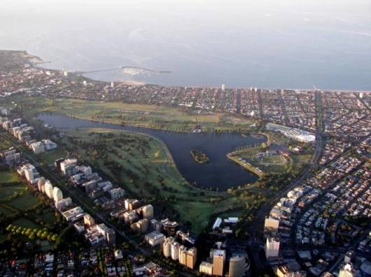 Albert Park Lake and the Formula 1 circuit