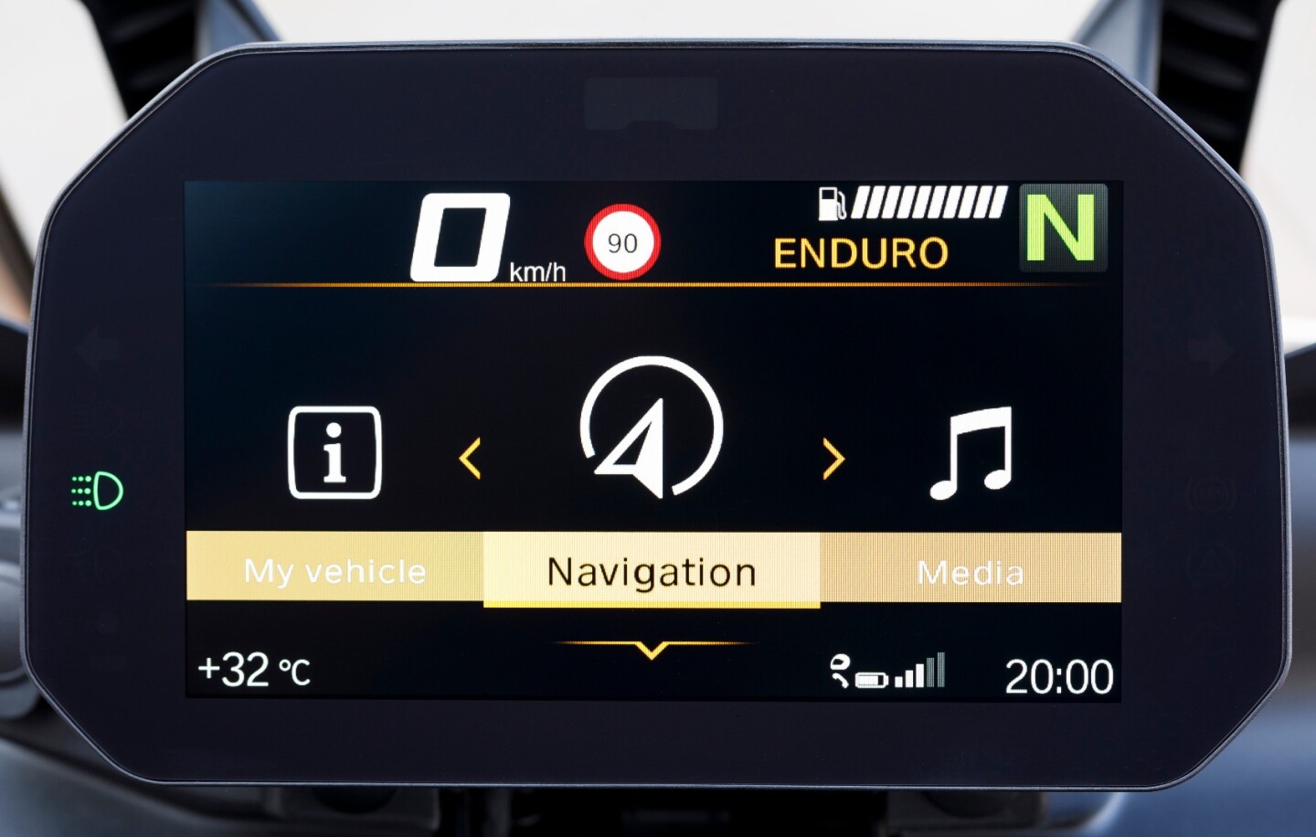 The new optional 6.5-inch full color TFT display features music streaming, hands-free telephony and navigation