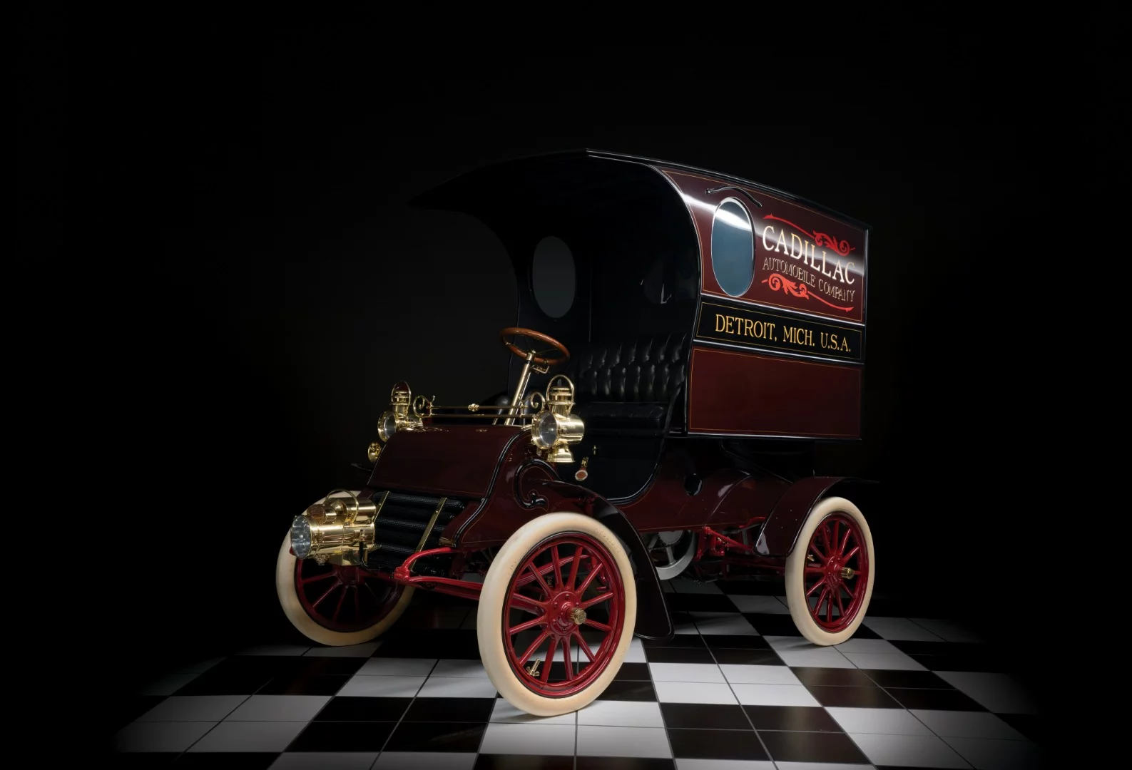 2018 Monterey Car Week Auction Report | 1903 Cadillac Model A Delivery Wagon | Estimate: from $140,000 to $180,000 | No Reserve | Sold for $123,200 | Auction: RM-Sothebys | Lot 203 | Official Description