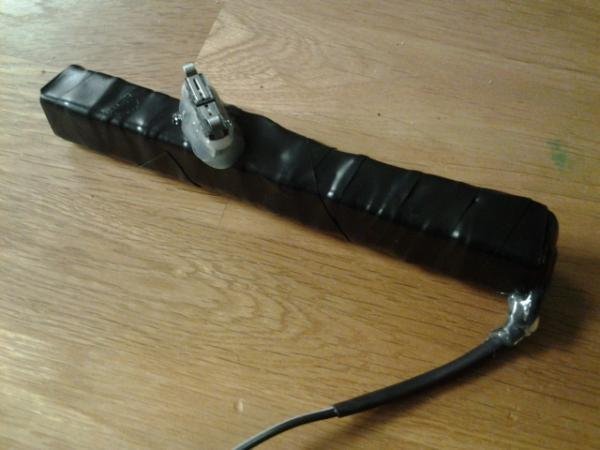 The bow now has dual lever switches to select strings