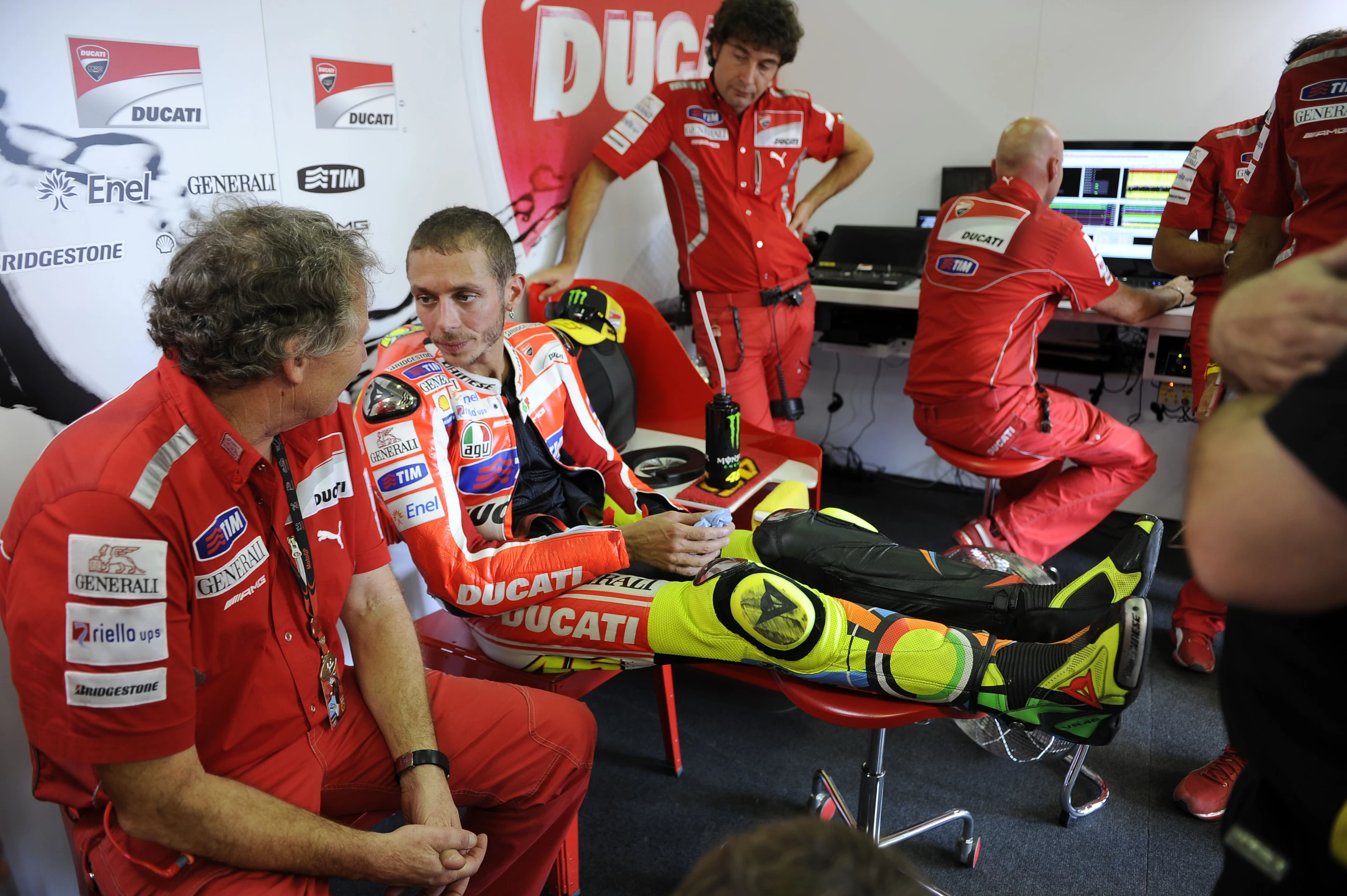 Burgess and Rossi - wouldn't you love to be a fly on the wall