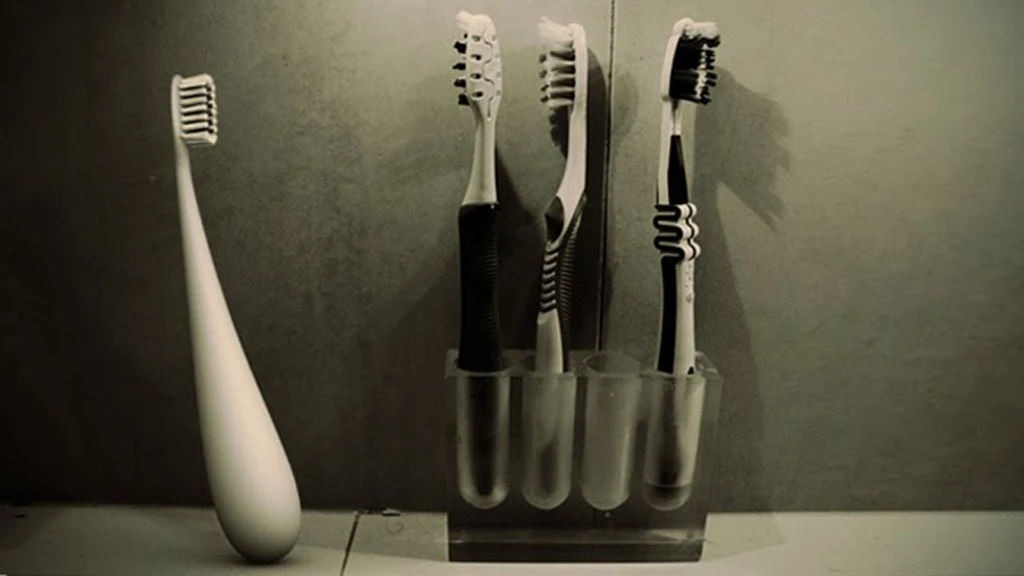 The Dews Toothbrush concept stands alone