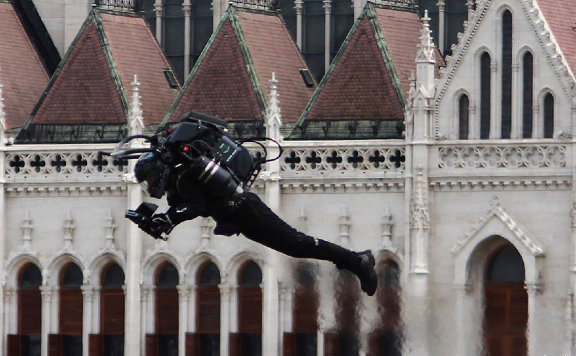 US$4,950 now gets you a chance to fly a jetpack
