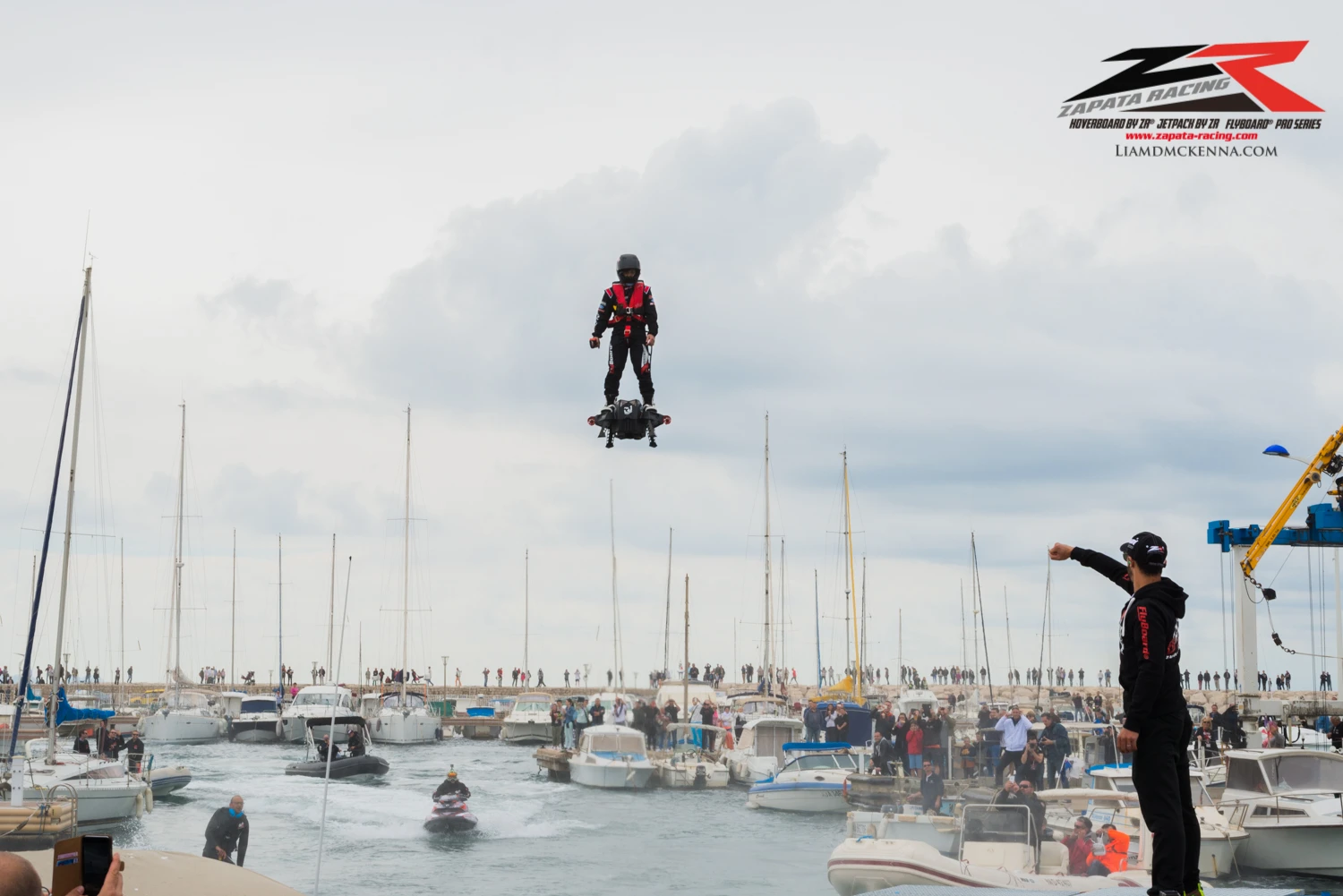 Official photo showing Franky Zapata coming in to land at Sausset-les-Pins in the south of France