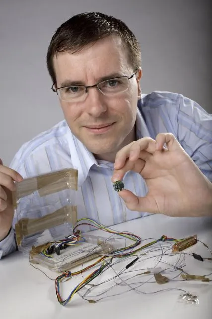 Inventor of the DuoFertility concept Dr Shamus Husheer, with a proof of concept prototype