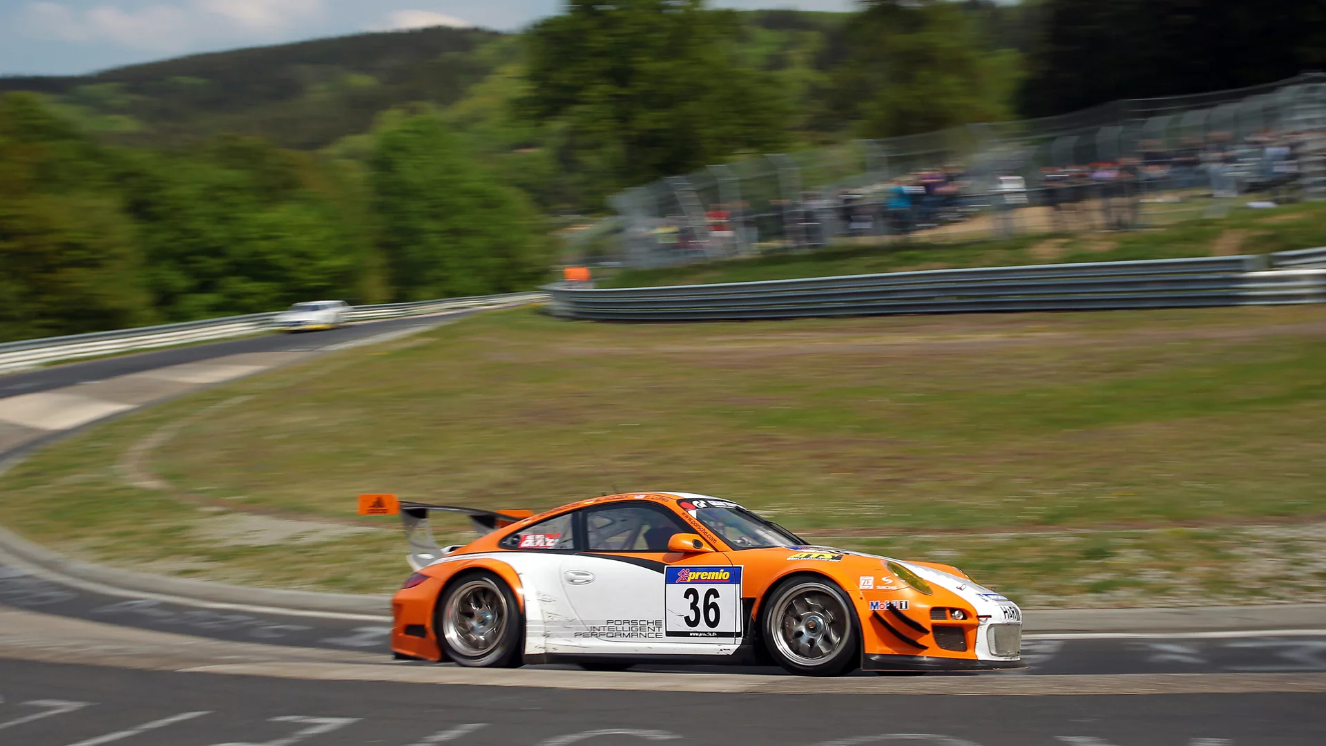 Porsche's 911 GT3 R Hybrid Version 2.0