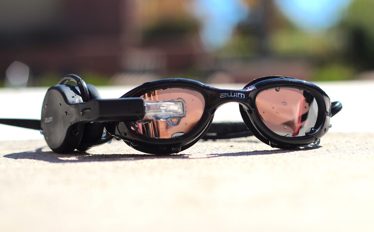 Zwim goggles bring HUD tech to the pool
