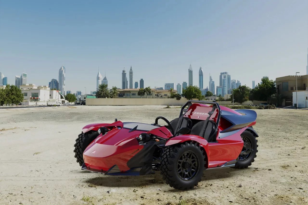 It should be noted that in off-road mode – which also involves adjusting the ground clearance and suspension – the top speed is electronically limited to 80 km/h (50 mph)