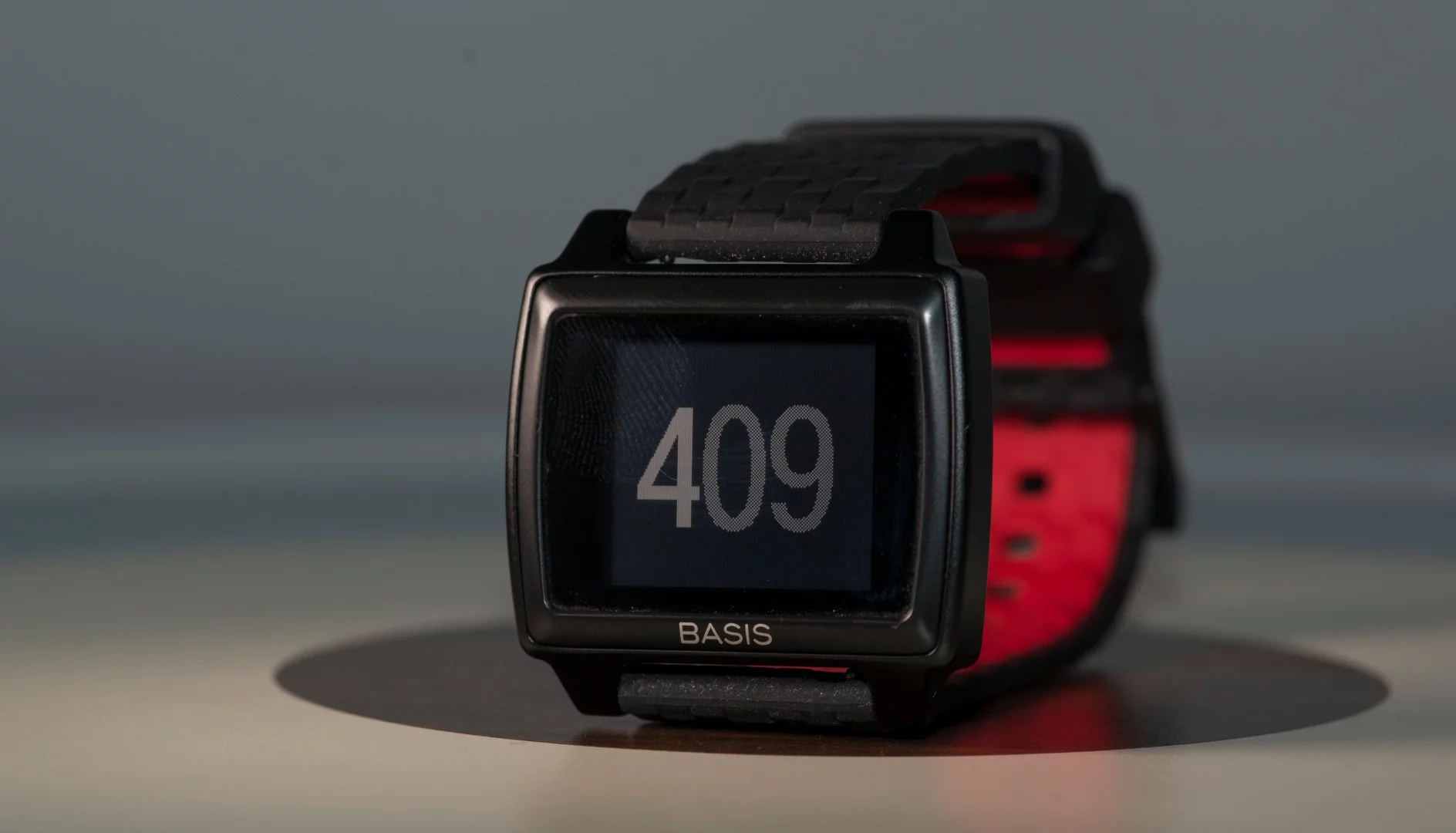 The Basis Peak fitness tracker tracks heart rate, steps, calories burned, sweat levels, skin temperature and sleep quality (Photo: Simon Crisp/Gizmag.com)