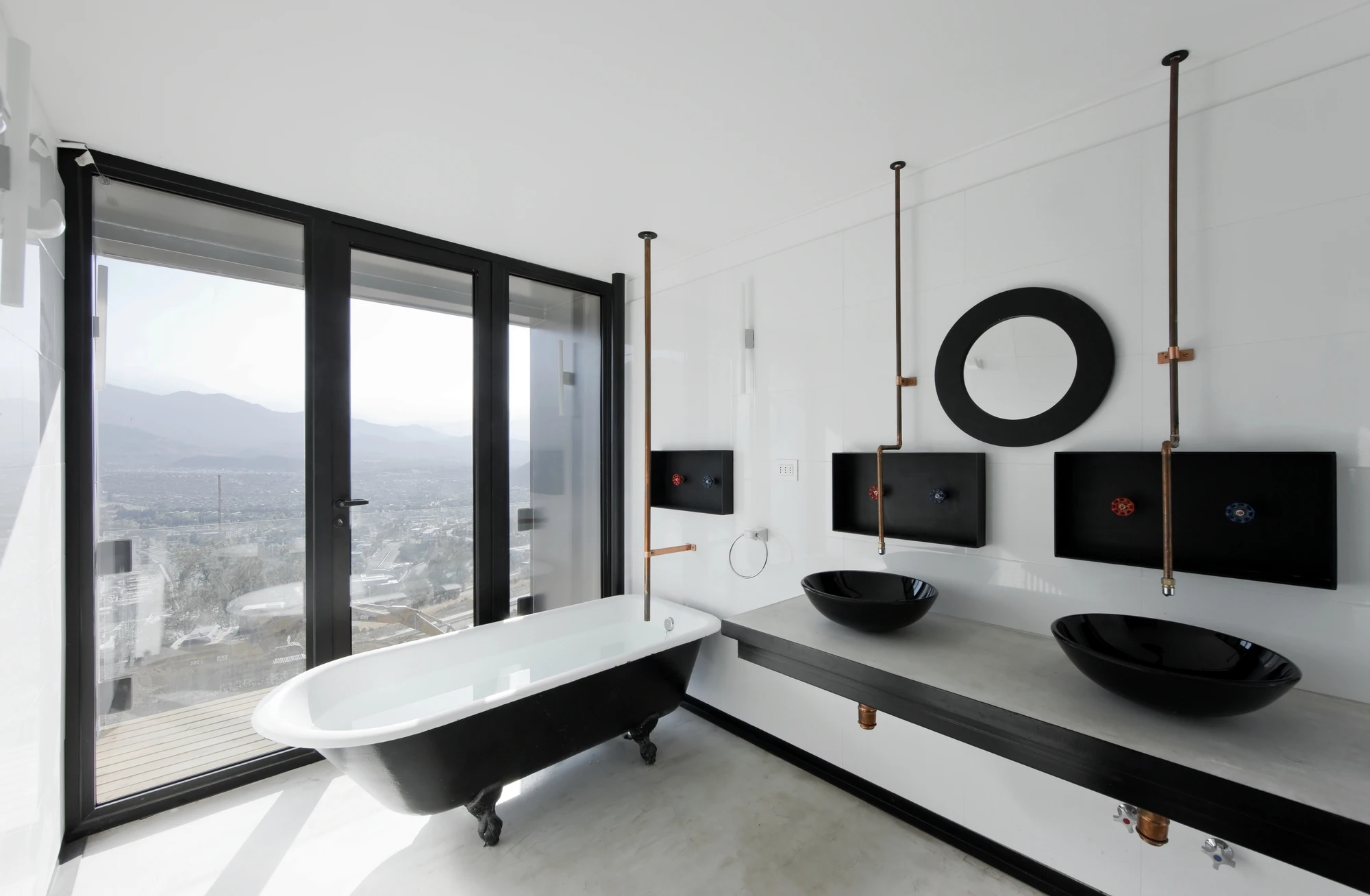 Some areas of the property slope with the hillside, resulting in an unusual interior layout (Photo: Sergio Pirrone)