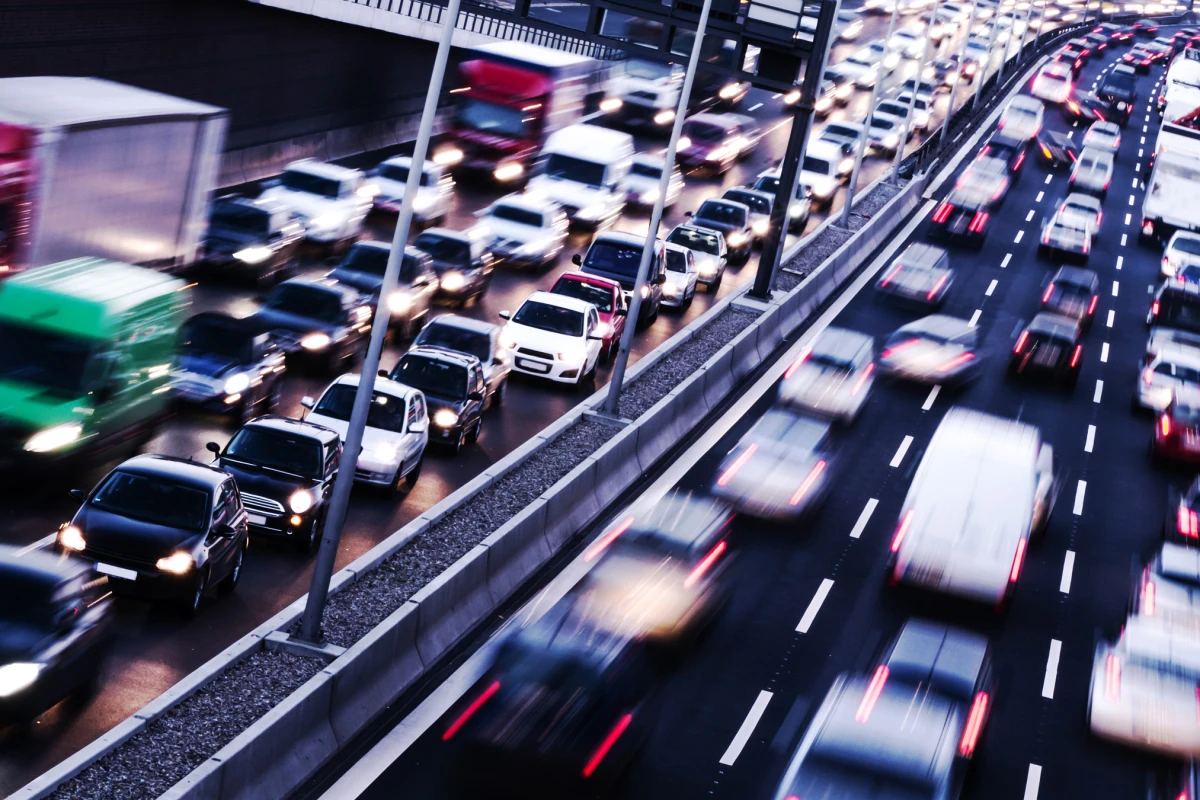 An algorithm developed by an MIT professor could be applied to a modified Adaptive Cruise Control (ACC) system to help eliminate such traffic jams (Photo: Shutterstock)