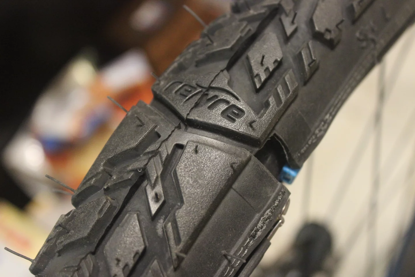 There's a small gap between the two ends of each reTyre tread skin