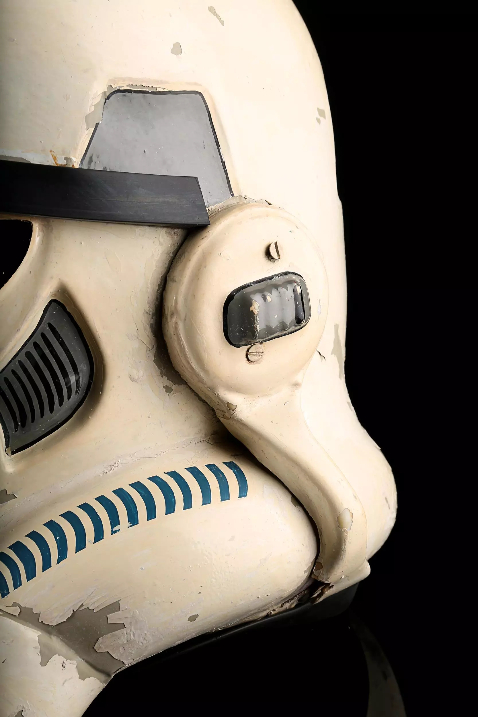 Stormtrooper Helmet from Star Wars: A New Hope (1977) | Estimate: $60,000 to $80,000 | Propstore Entertainment Memorabilia Live Auction | Los Angeles | 26 & 27 August 2020