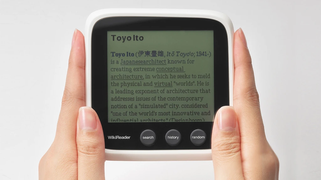 WikiReader now supports 14 other language versions in addition to the original English